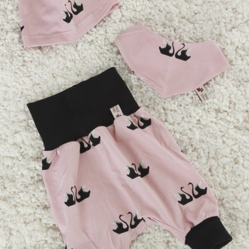 Hose, Mütze und Halstuch Gr. 50/56