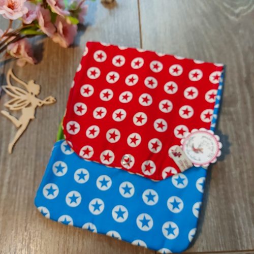 Windeltasche Sterne rot/hellblau