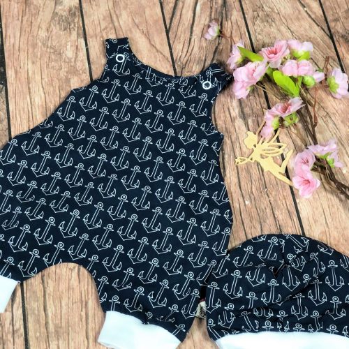 Sommerstrampler mit Mütze Gr. 50